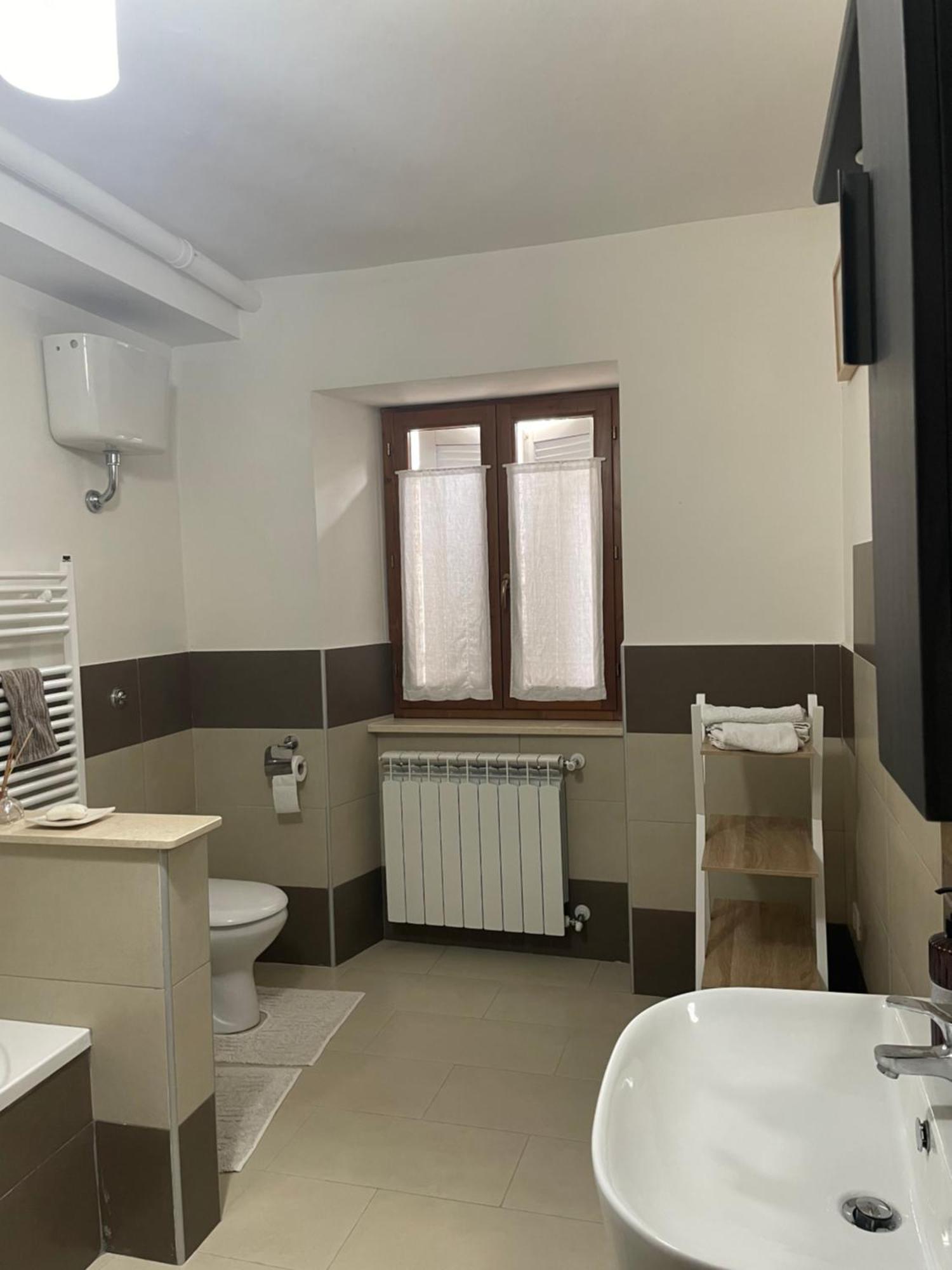 Hotel Casa Savini à Verchiano Extérieur photo
